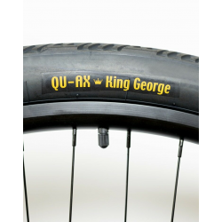 Cubierta 36" x 2.25" King George Ultimate de QU-AX - 4
